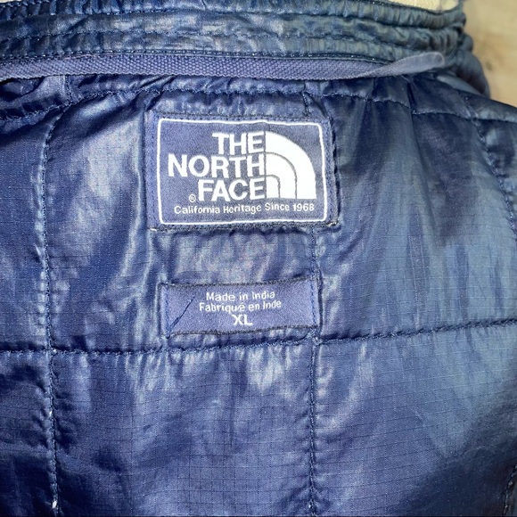 The North Face flannel jacket - Picture 3 of 5